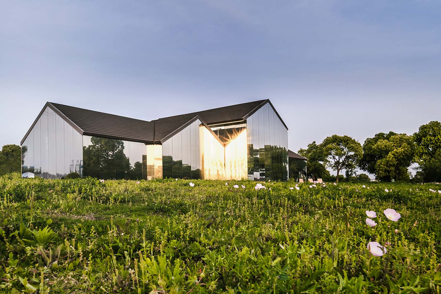 东莞品牌设计公司，咖啡馆，东莞餐饮空间设计