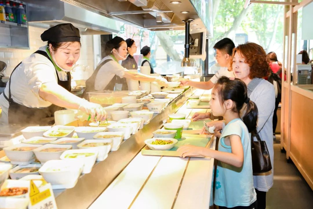 东莞vi设计， 老乡鸡，东莞餐饮品牌设计