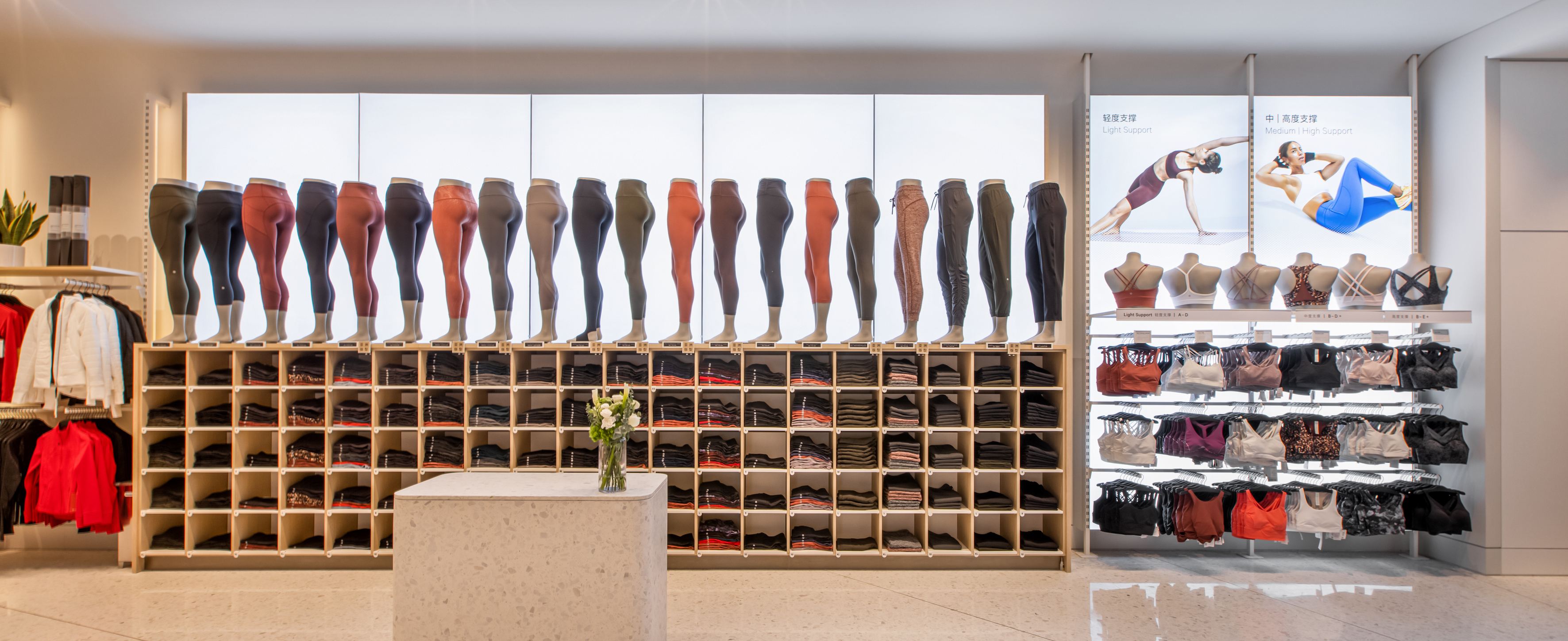 深圳品牌设计公司，品牌策划，深圳设计，品牌设计，lululemon，运动服饰连锁品牌