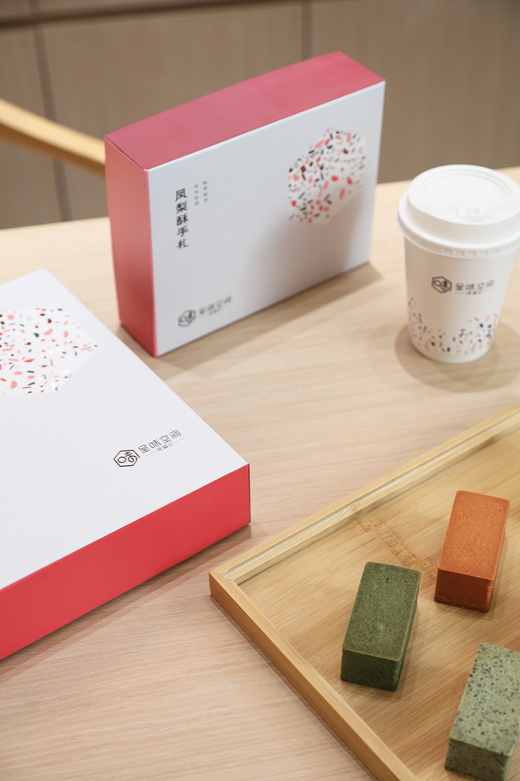 深圳品牌设计，深圳餐饮设计，深圳vi设计，徐福记，呈味空间